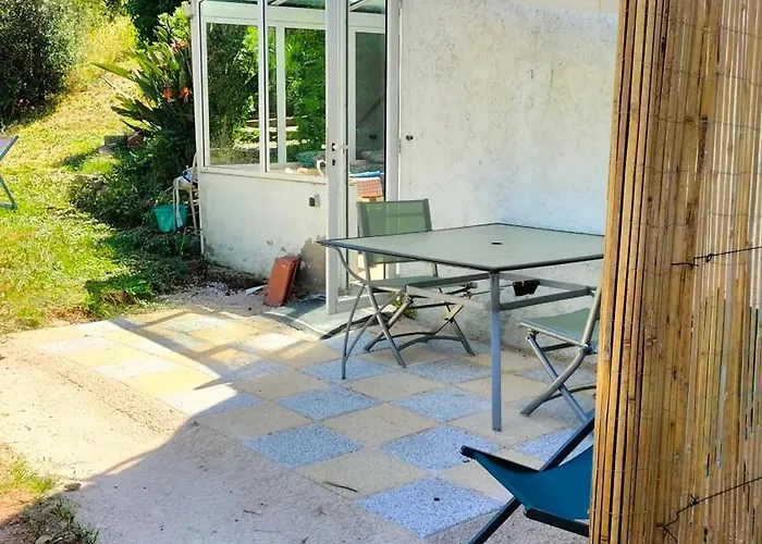 Fenouillet Apartamento *